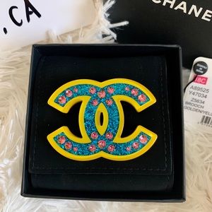Authentic Chanel resin glitter brooch